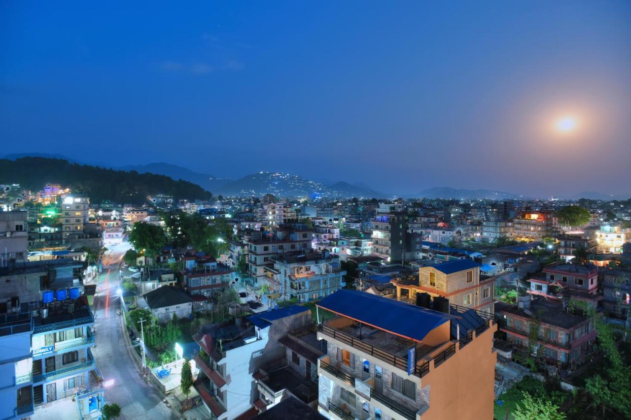 Aabas Pokhara By Barahi Hospitality Hotel Exterior foto